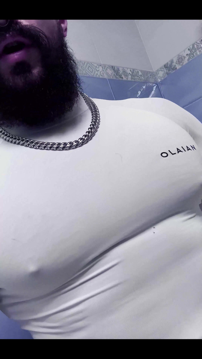 Mister Stone: You Can See This Crazy Lines Through the Thin Cloth