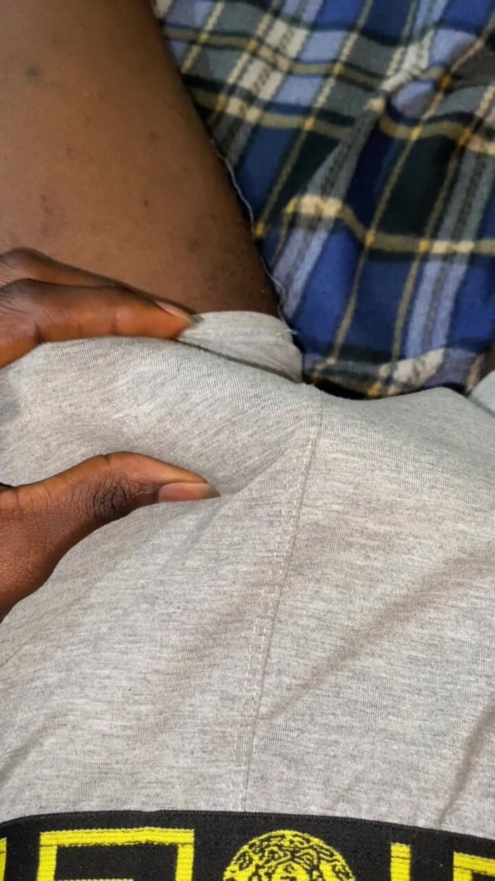 Slimniqqa: Blev fångad och strök min stora svarta kuk