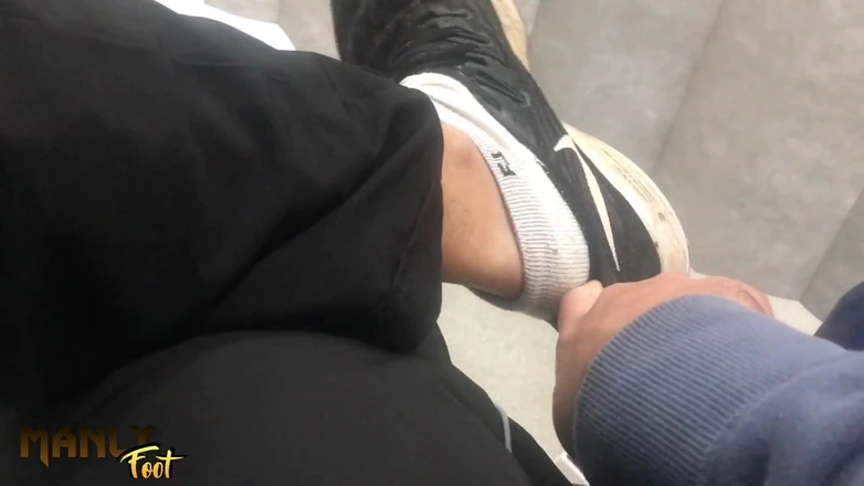 Manlyfoot: Bless My Cotton Socks - Visit to the Hospital - Dry Winter...