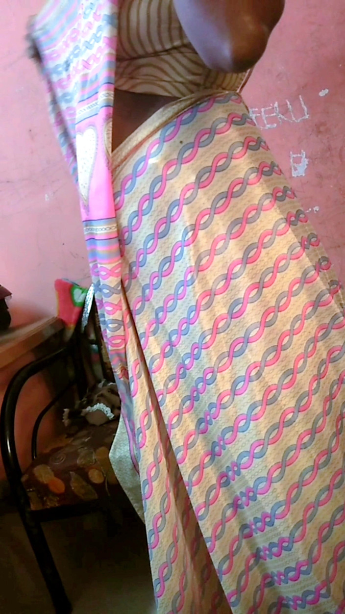 RenuRaj: India tamil traviesa esposa Renu Petticoat blusa sari provoca para...