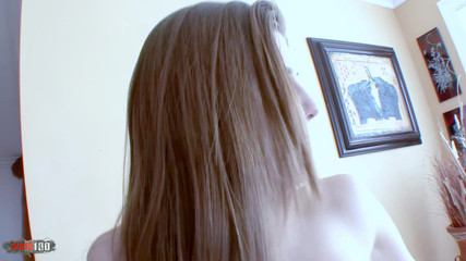 Porn-World: Brooke van Buuren: Lerne zu lutschen!