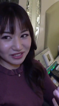 Seks nyata dengan cewek semok yang cantik. Crot di mana-mana sampai kamu gila!