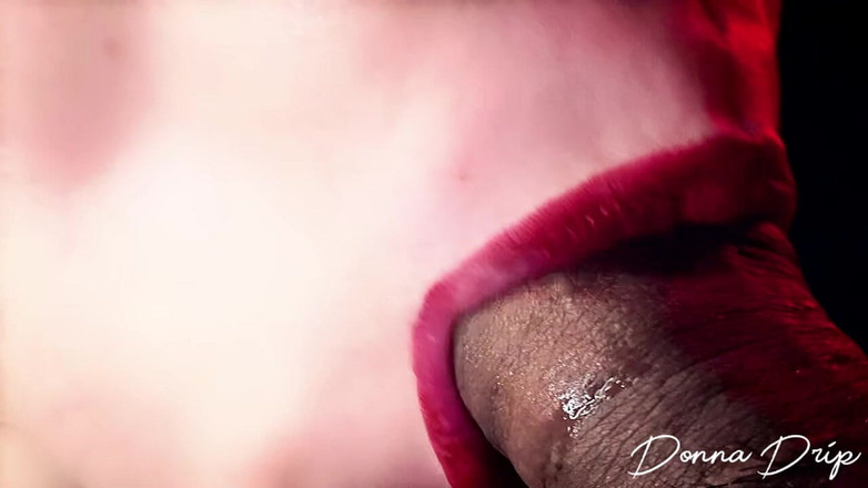 PinayClosedUp: शुद्ध मौखिक पूर्णता में गोता लगाना