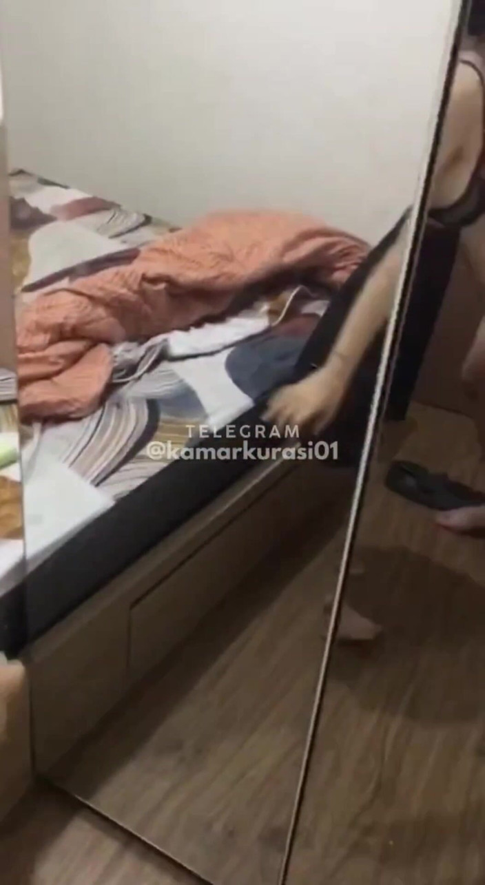 Yans5355: Дань уважения вдове