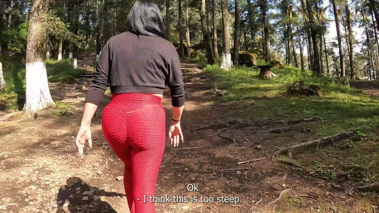 DaniClark: Follando a mi novia en el bosque
