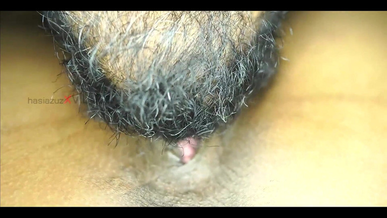 Desibdsm: Дезі пара крупним планом облизує пизду