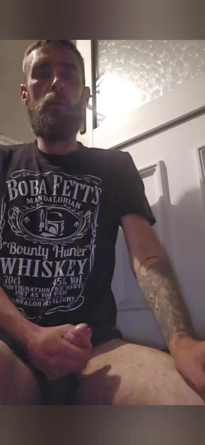 Smoking stoker: Batang besar melancap dengan fetish merokok dengan pancutan mani