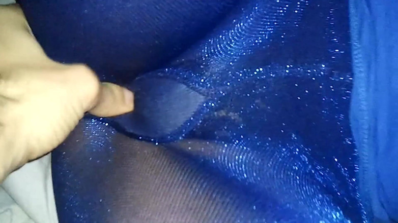 Nylon Xtreme: Silver nylon pantyhose mask blowjob