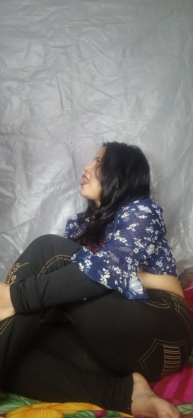 Desi College Girl Fucking (EngagingShock45) Desi College Girl Fucking (EngagingShock45)