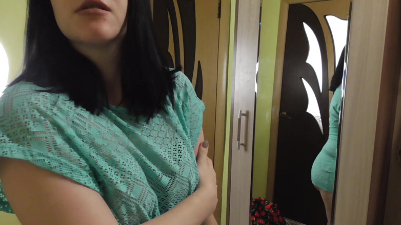 Anna Sky: Anna incinta prova diversi vestiti