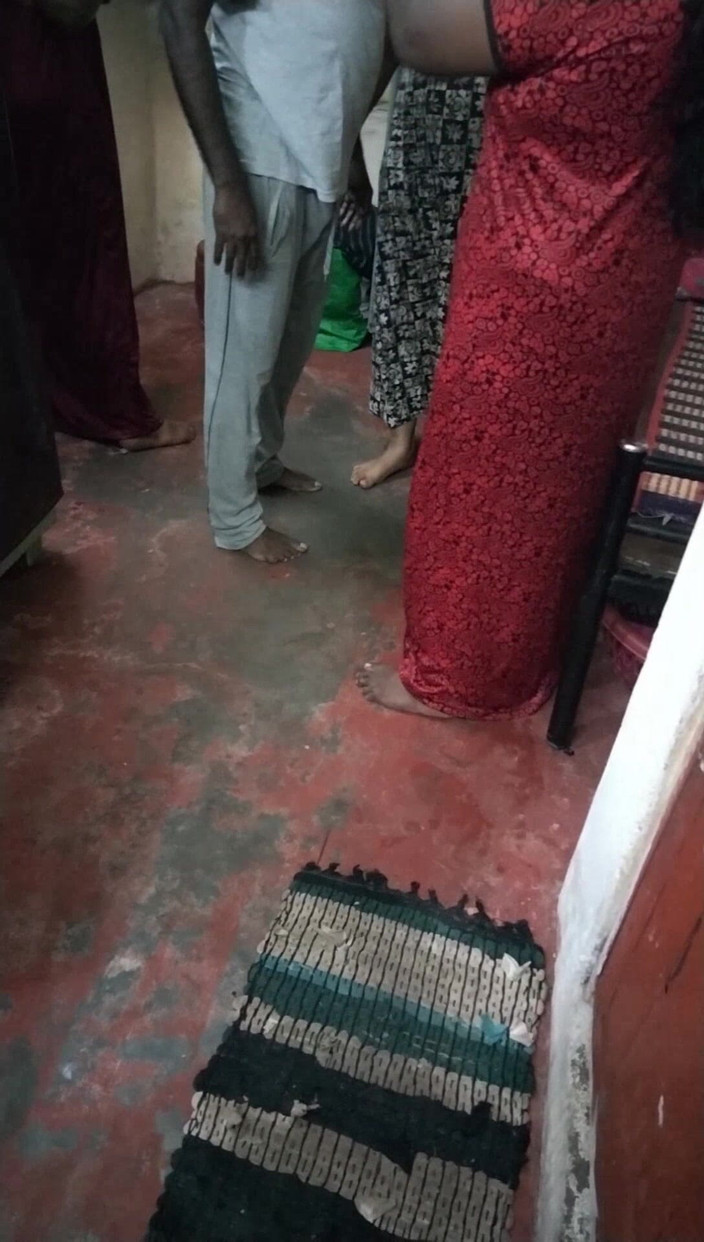 Tamil lesbian: Ngobrol setelah pemotretan