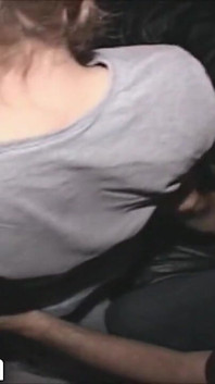 Zöpfe, anal ghetto-teen in fotze und arschloch im dreckigen porno-theater, penis-party-sperma-szene