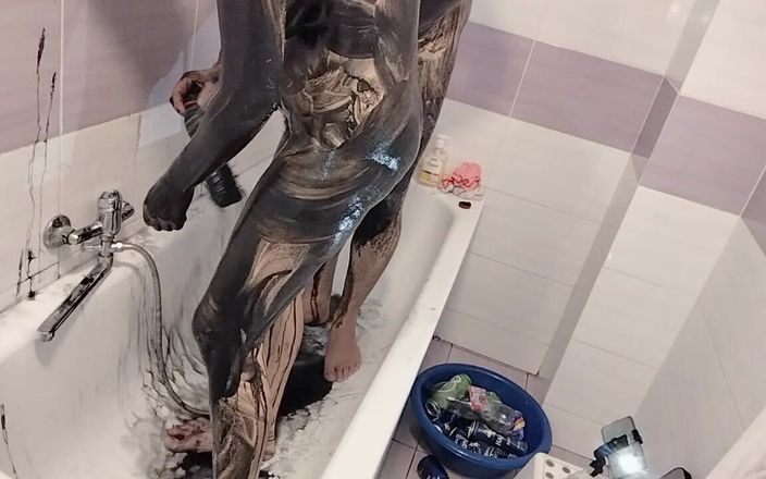 Amateur_MS: Pasangan amatur mandi, isteri dengan pepek berbulu, pantat besar, tetek...