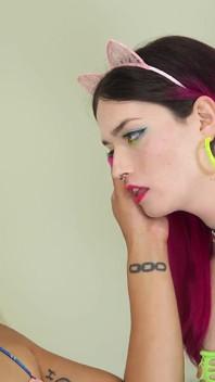 Bts W / Natalie Stone + Pixi Lust
