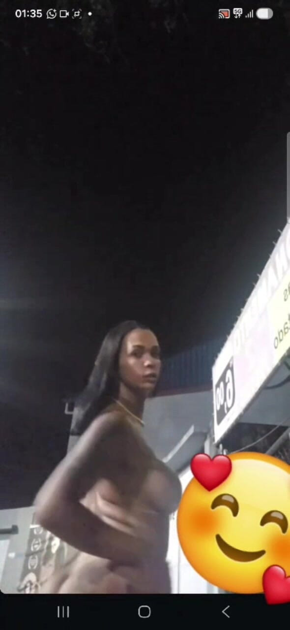 Renata Frazao: На вулиці.