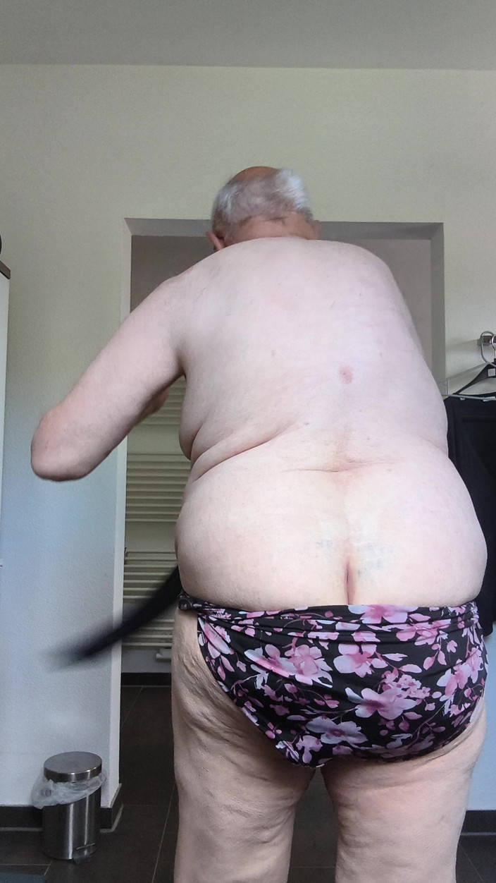 Karlchengeil: Wife's Flower Pantie and Belted
