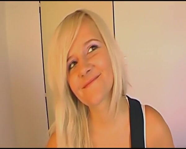 Deutsche Madchen: Cute Blonde German Teen Rides Dick in the Bedroom