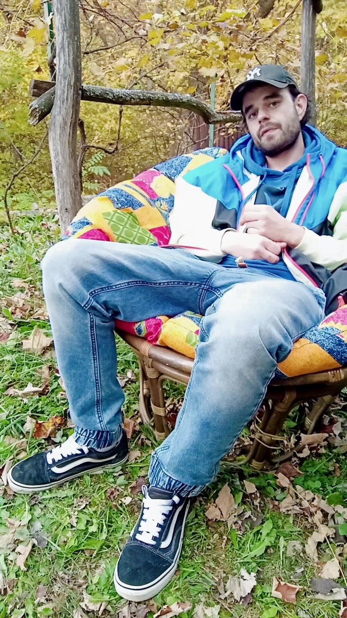 jerkofflover: Uma Compilação De Vídeos Meus Usando Vans Ou Meias Brancas