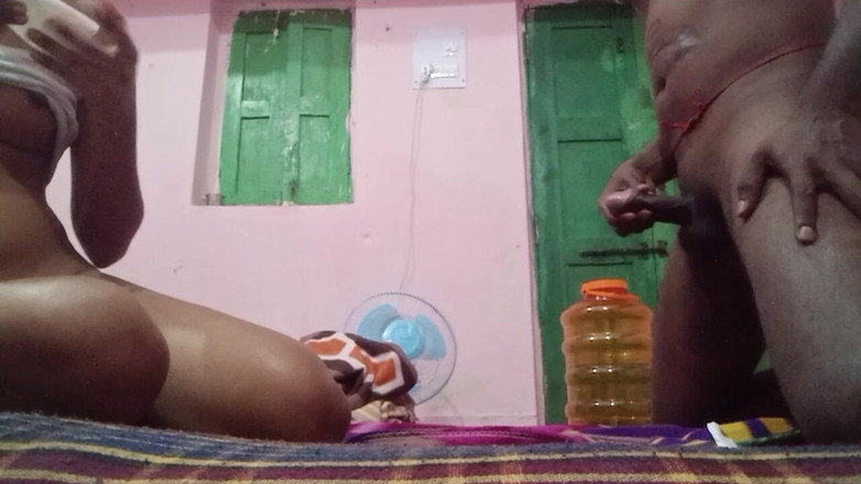Riya babe: Hardcore sání mladé desi holky