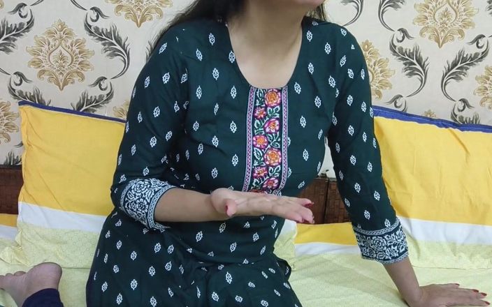 Saara Bhabhi: ヒンディー語セックスストーリーロールプレイ-Desistepsisは、彼が彼女と一緒に寝たいと思っていた夜のために彼女の義理の兄弟を彼女の部屋に連れて行きました