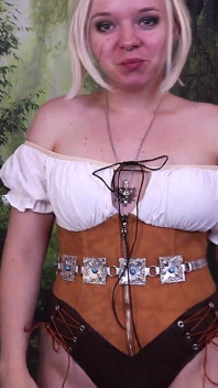 Ciri, stratul monstru cu vedere la persoana 1, în cur cu vibratorul legat
