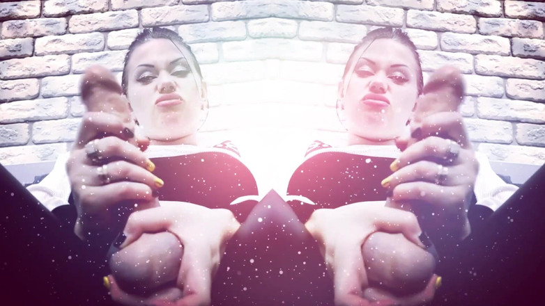 Goddess Misha Goldy: My Dick Bigger Than Your! Mind Fuck! Lick My Balls...