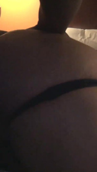 Velký zadek mya milf šuká svého nejlepšího přítele svého syna