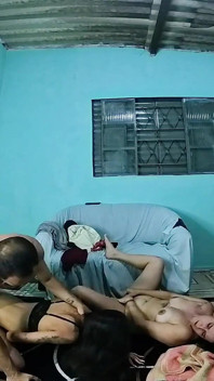 ภรรยาเอาก้นที่แน่นที่สุดของเพื่อนผอมมาให้ฉันโดยเฉพาะ