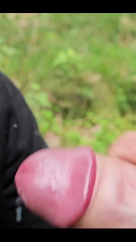 Smoking Two Cigarettes and give him Blow Job with CumShoot on My Face when I Smoked