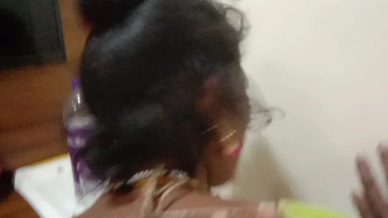 fullyloadedvid: 德西村阿姨在厕所做爱