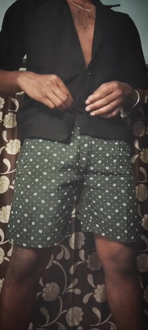 Babai: Schwanzmassage