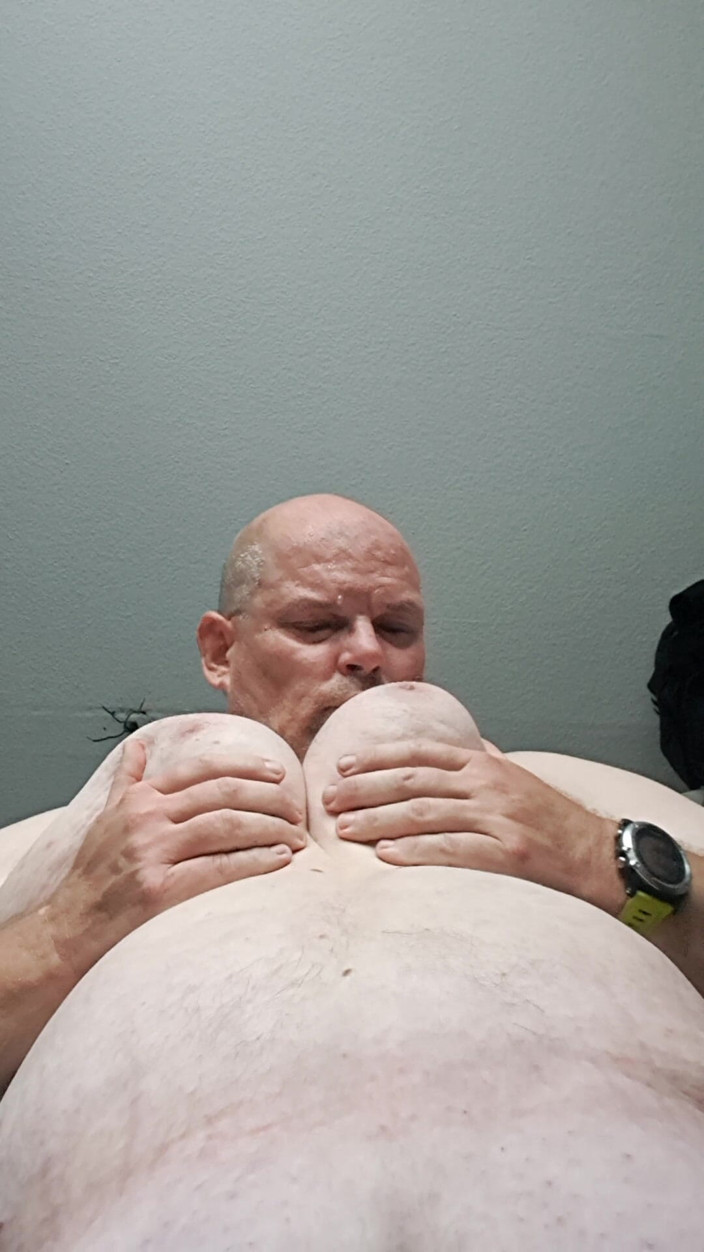 Fickspecht: Did the Slut Get Fucked?