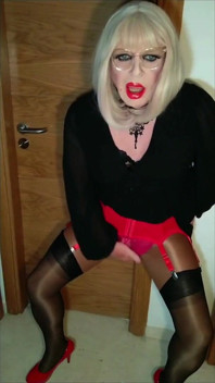 Crossdresser Secretary Tease