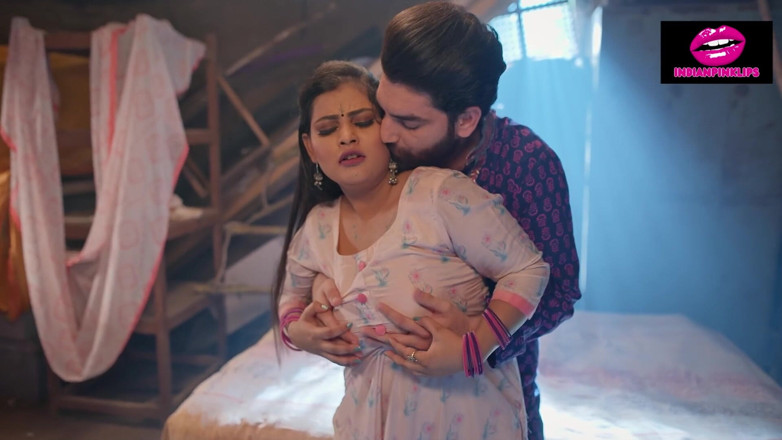 Indianpinklips: Güzel desi bayan sıkı amcık sikişi Hintçe sesli seks,