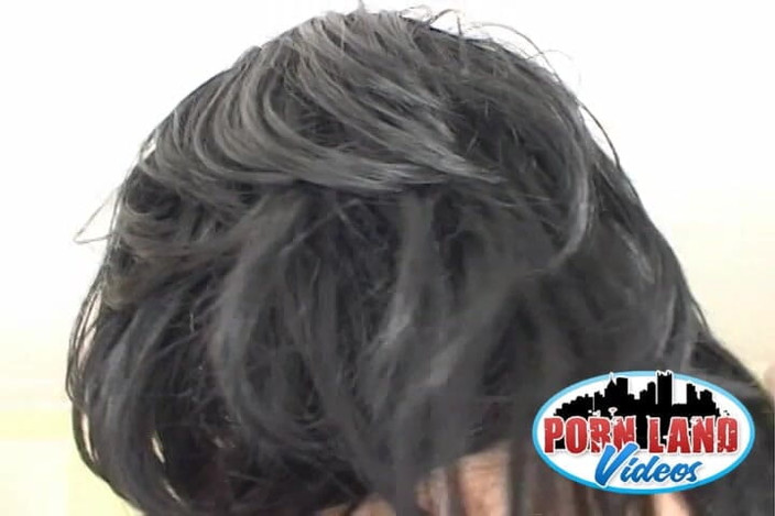 Pornland videos: 겸둥이 린지 케이와 함께하는 블로우강