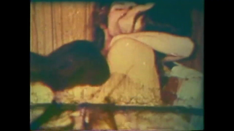 Vintage megastore: Chiếc giường dâm dục của mọi người