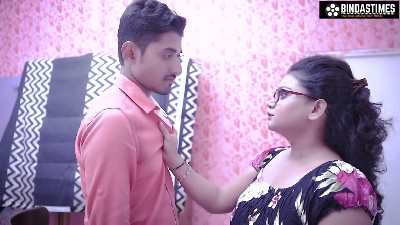 Biind as times: Adik tiriku menantuku meninggalkanku dengan dalih memakai baju (audio bahasa india)