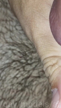 Harde sperma volleys van harige mannen van een hete neukpartij door een rijder met voorvocht en krachtig dik sperma!