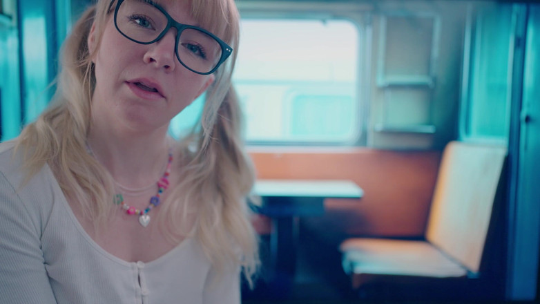 Jolie Lyon: Trende sürtük