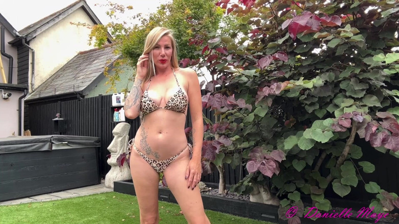 DanielleMaye: Bikini Catwalk