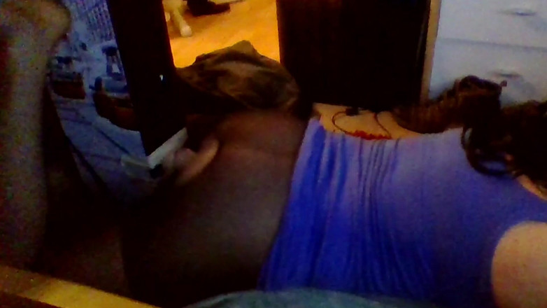 Joslin: 팬티 스타킹을 입고 애널 섹스