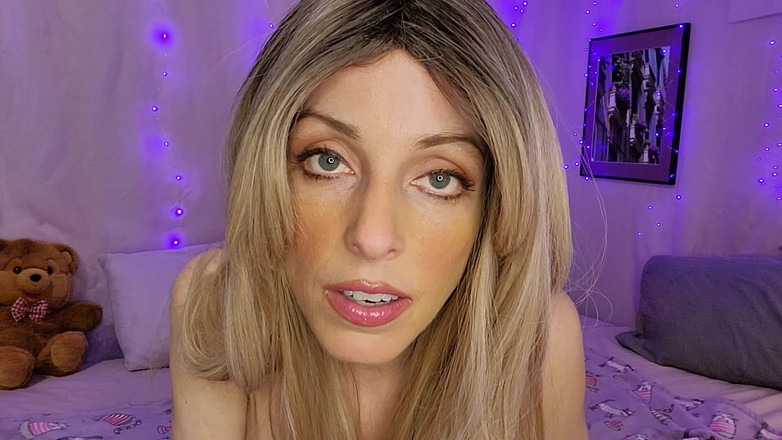 Brenna Lilac: Komm auf meine fotze im gesicht