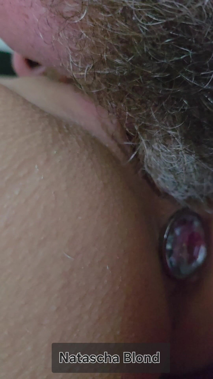 Lordkryos999: Masturbace, vibrátor a lízání kundičky