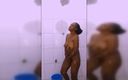 African Beauties: Черная милфа принимает душ