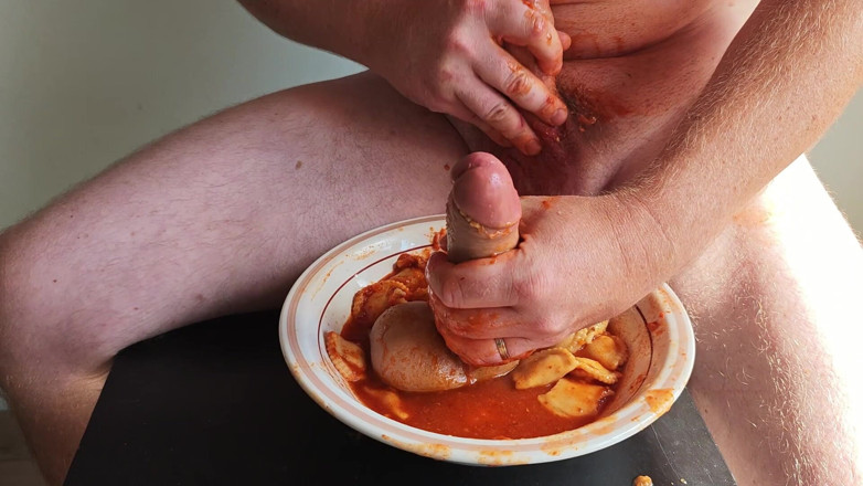 Food Pissplay: I Piss in My Dinner and I End up Cumming