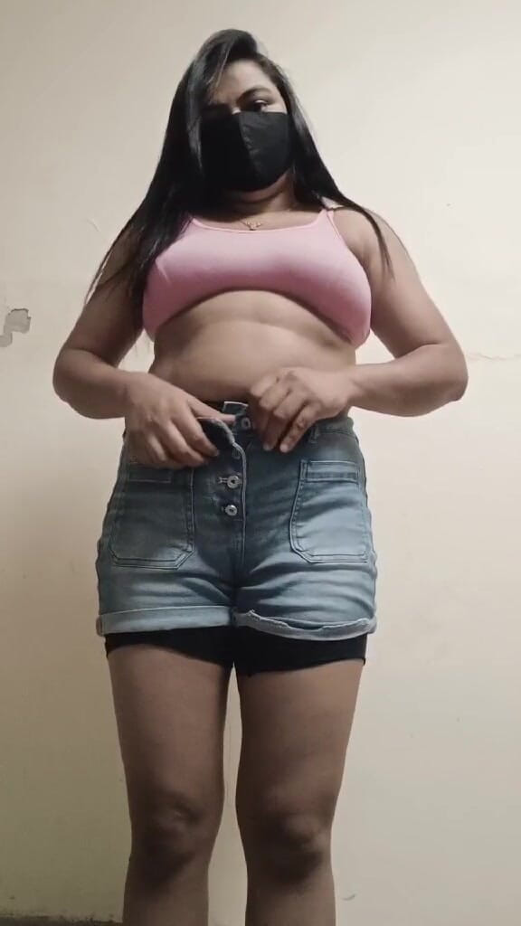 Simranqueen: Simran Bhabhi Hendjob