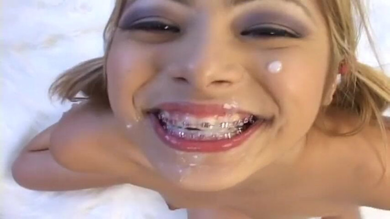 Asian Mature Climax: Cute teen suck dick and swallow all sperm
