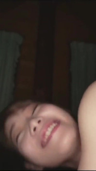 Mantan idola gravure dengan besar yang disebut tuhan