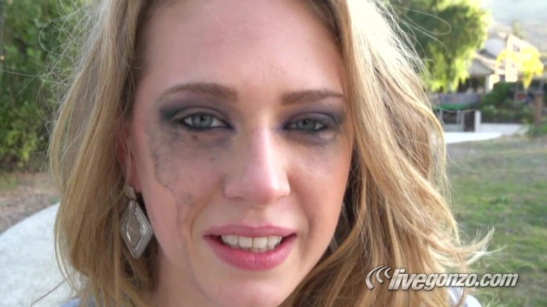 Cruel Media TV: Pizda lui Kagney Linn Karter este futută de Manuel Ferrara,...