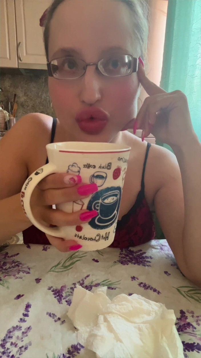 FinDom Goaldigger: रसोई घर में asmr भाग 3 नींबू पानी